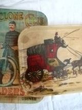 lot de 2 plateaux , vintage
