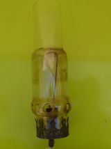 2 Verres pour lampe à pétrole 15.5cm et 21 cm ht