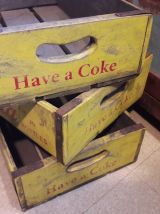 3 Anciennes Caisses Jaune Coca-Cola