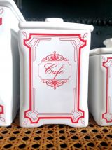 Trio de pots à épices en porcelaine art déco 