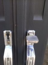 petite armoire vitrine parisienne 1930