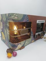 lampe radio / détournement d'objet/ lampe industrielle