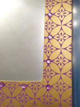 Quatre miroirs décorés