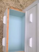 petite armoire comme parisienne 1930