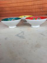 3 coupelles et soucoupes made in Japan NEUVES 
