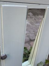 Armoire à pharmacie 