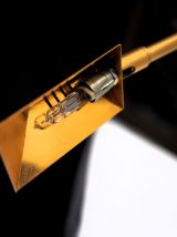 Rare lampe de bureau en laiton et plexiglas - design italien