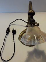 lampe art nouveau avec tulipe opalescent