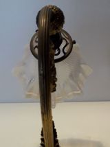 lampe art nouveau avec tulipe opalescent