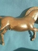 cheval cabré  en laiton  , vintage