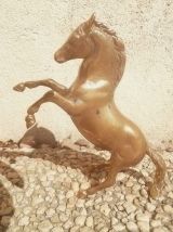 cheval cabré  en laiton  , vintage
