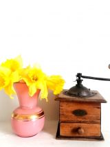 Vase opaline rose et doré 