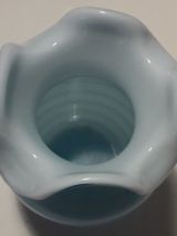 vase en verre souffle bleu et blanc