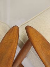Fauteuil GFM-87 Juliusz Kedziorek 1960. Tissu beige chiné.