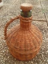 dame jeanne  , bouteille  recouverte  osier  , vintage