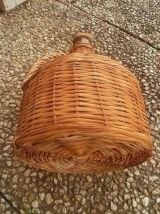 dame jeanne  , bouteille  recouverte  osier  , vintage