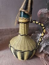 Carafe vintage tressée 