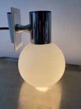 LOT 2 ANCIENNES APPLIQUES RONDES EN OPALINE VINTAGE