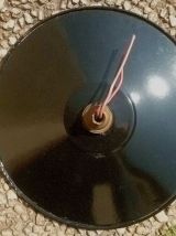 2 suspensions en tole emaillée, vintage