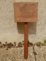 marteau , maillet  carré en bois , vintage