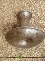 bougeoir  en métal argenté, effet rouillé