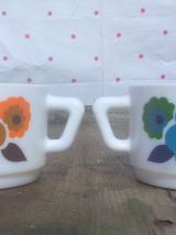 8 tasses à café Lotus arcopal (années 70) 