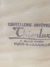 12 couteaux,  vintage  avec  coffret