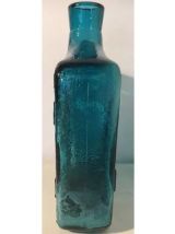 vase design verre bleu italien
