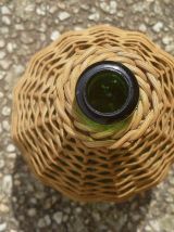 bouteille  en  osier , vintage