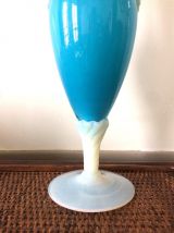 Vase médicis en opaline 