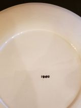 12 assiettes motifs Marguerite estampillées 1968