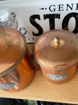 Superbe série de pots à épices en cuivre