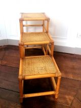 Meuble en rotin à niveaux , porte plantes 