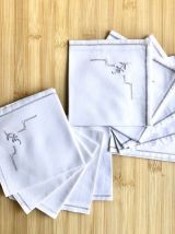 10 serviettes brodées anciennes