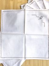 10 serviettes brodées anciennes