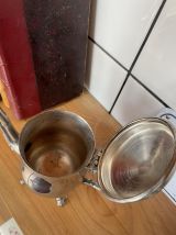 Théïere en métal argenté antique