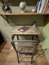 Bureau d’écolier et sa chaise vintage en bois et métal