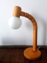 Lampe scandinave articulée en pin et opaline