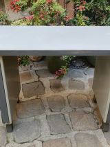 Petit bureau strafor