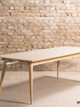 Table à manger extensible avec un piétement en chêne massif 