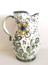 Grand pichet au bec pincé en céramique 