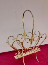 Porte-revue en laiton avec volutes - vintage 1960