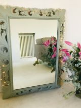 Grand miroir en bois sculpté