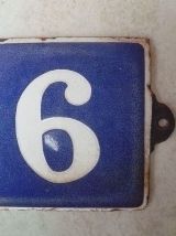 Plaque  en acier  émaillé, numero 16 , vintage