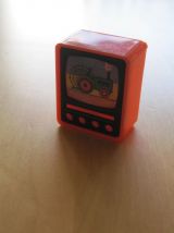 Taille crayons forme télévision objet d école vintage  
