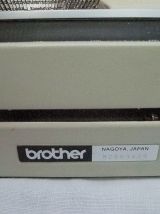 machine à écrire  BROTHER model 200, vintage