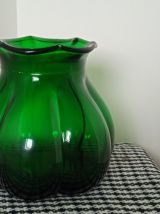 Vase multiforme .col tulipe vert soufflé 