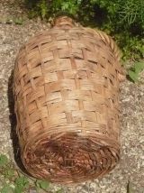 dame jeanne  recouverte  d'osier , vintage