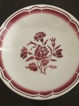 Vaisselle ancienne, assiettes creuses, motif rose