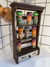 Etagère à épices